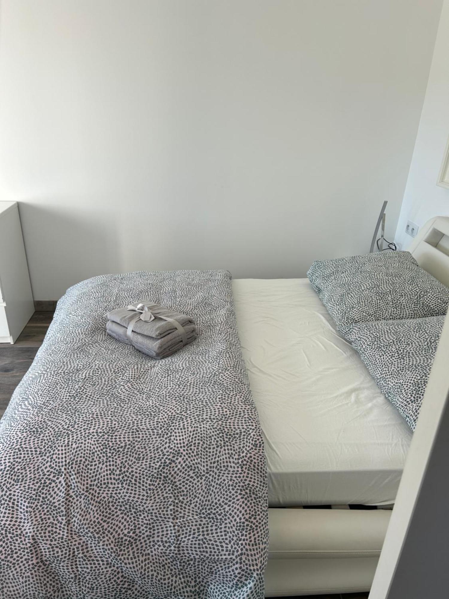 Belle Chambre Privee Avec Le Jardin Privatif Et Le Jacuzzi 카발레르쉬르메르 외부 사진